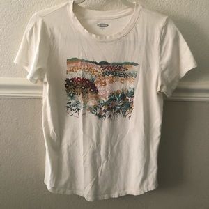 Old Navy Graphic Everyday T